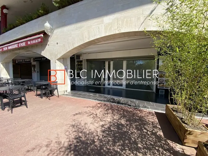 Local commercial 40 m2 à louer Résidence La Rouvière, Marseille 13009