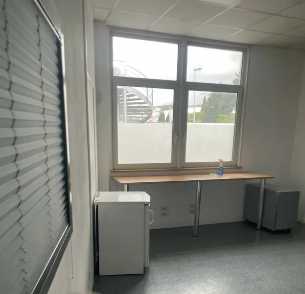 A louer Bureaux 25m² Marseille 14