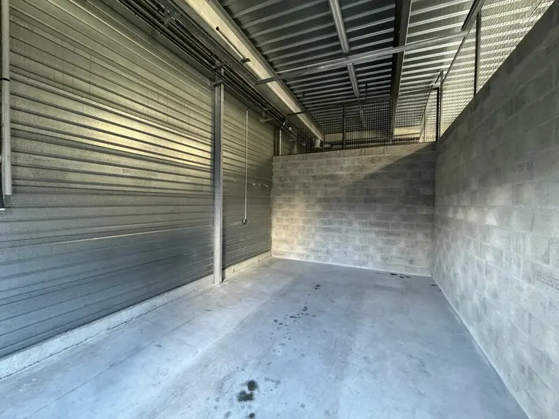 PETITE SURFACE RARE SUR LE SECTEUR