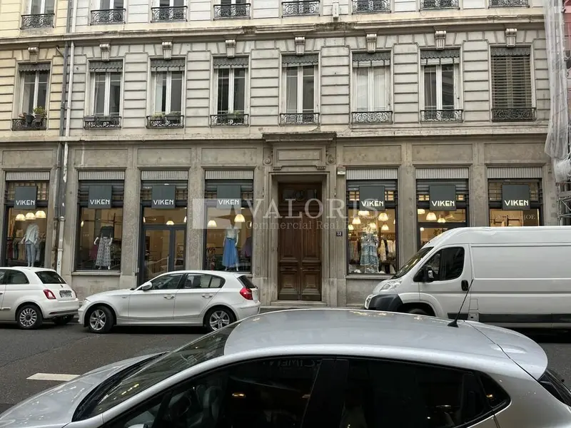 A vendre Local commercial  72m² Lyon 06