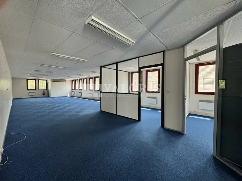 A louer Bureaux 161.53m² Lyon 03