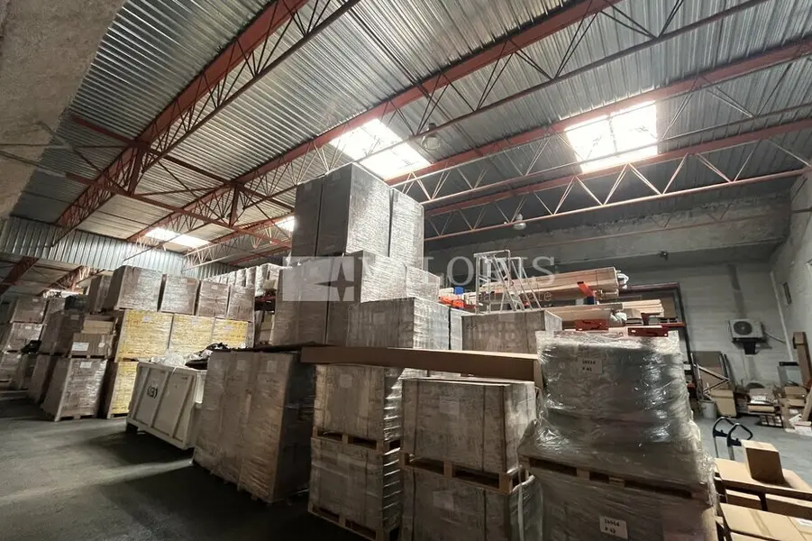 A louer Entrepôt 2168m² Vitrolles