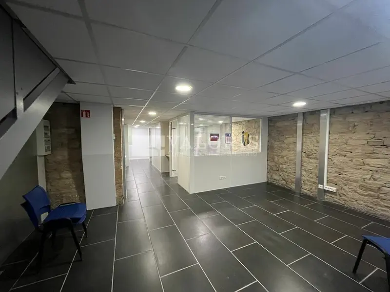 A louer Local commercial  136.25m² Lyon 03