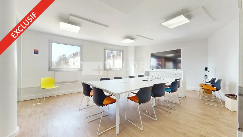 A louer Bureaux 446.5m² Villeurbanne