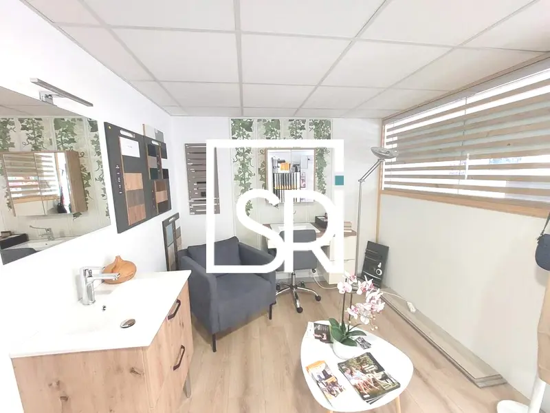 A louer Local commercial  70m² Clermont-Ferrand