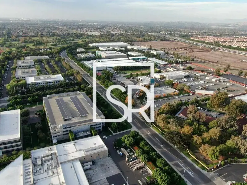 A louer Local commercial  981.7m² Aubière