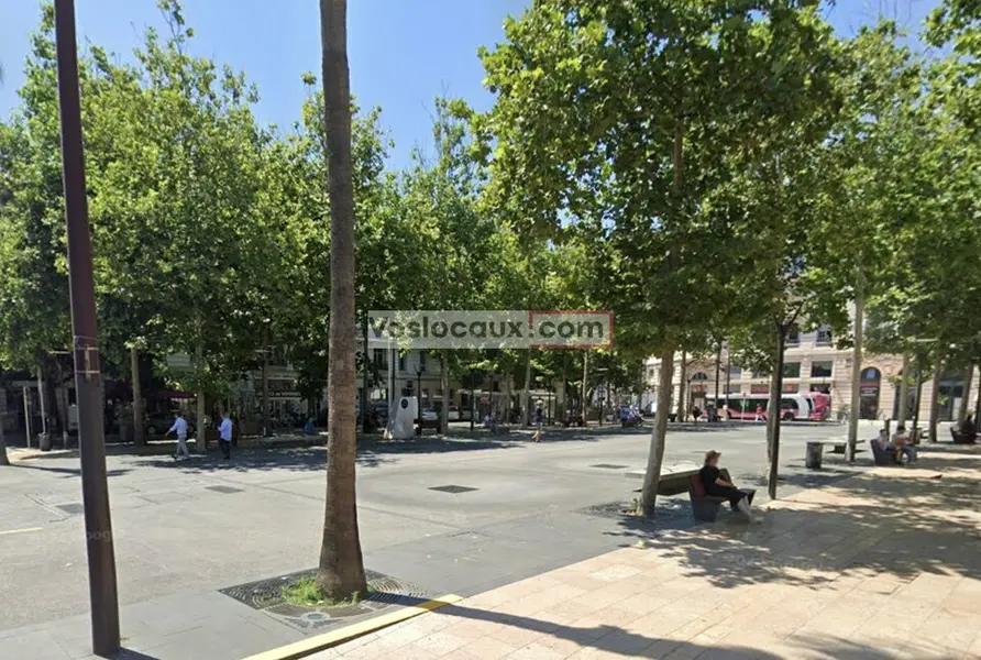 A VENDRE  - Bureaux de 85 m2 à ANTIBES