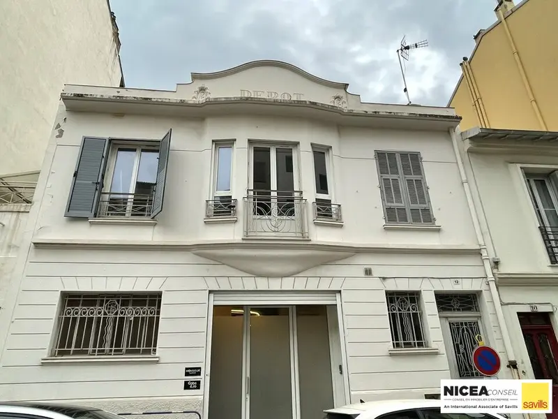 A vendre Bureaux 269.98m² Nice