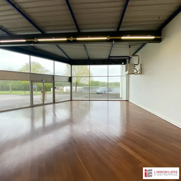 A louer Local commercial  600m² Chantepie