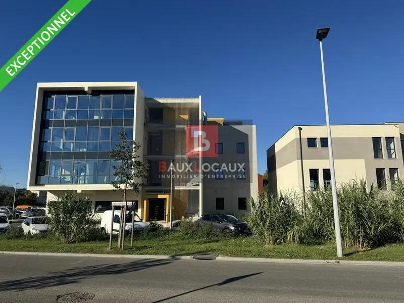 A vendre Local commercial  112m² Avignon