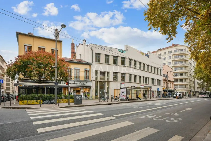 Immeuble en copropriété à vendre