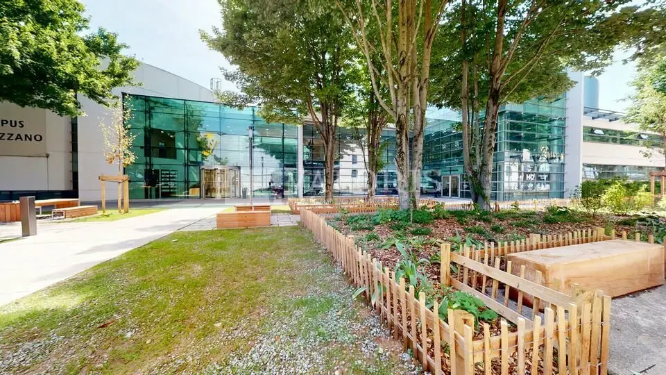 A louer Bureaux 3386.5m² Lyon 09