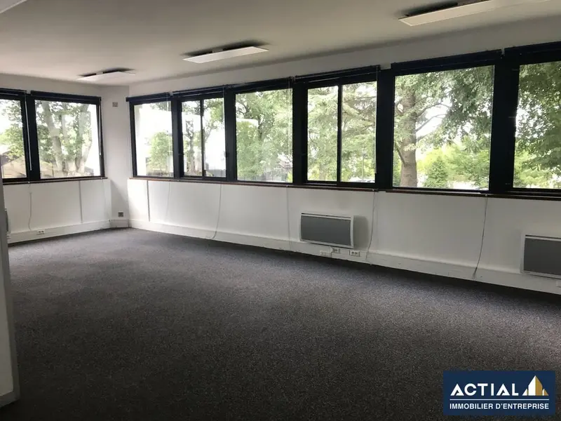 A louer Bureaux 89m² Orvault