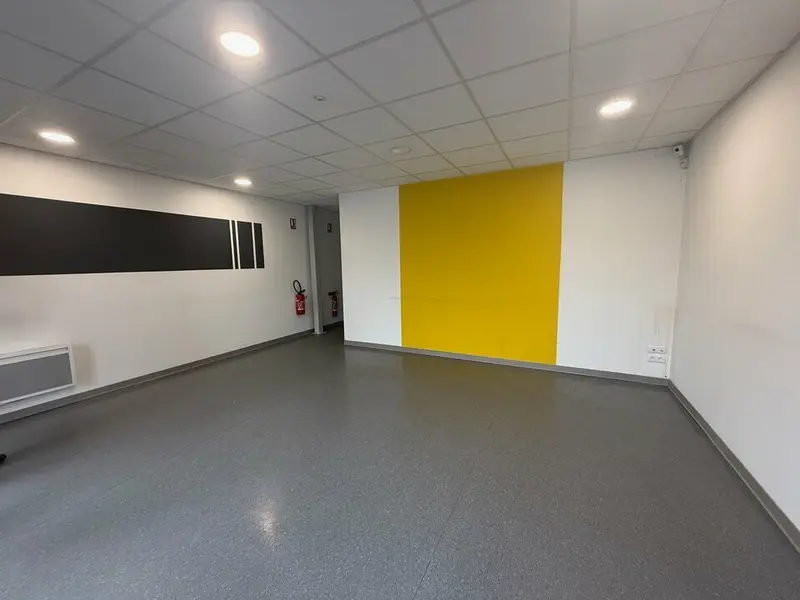 A louer Locaux d'activité 430m² Beauvais