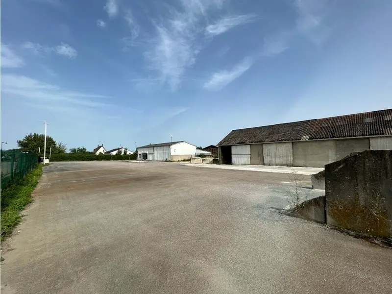 A louer Local commercial  800m² Bosc-Roger-sur-Buchy