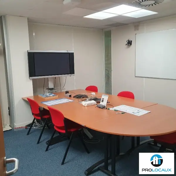 A vendre Bureaux 1142m² Eybens