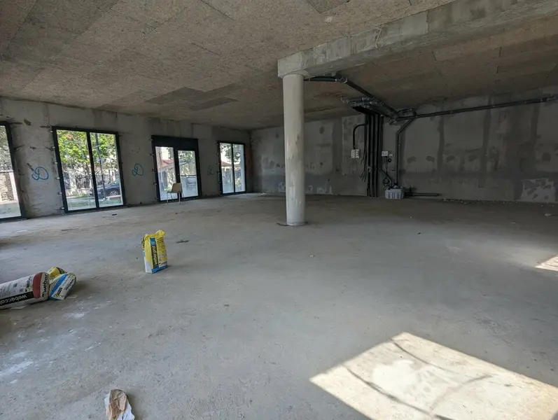 A louer local commercial sur Rouen, proche du T4