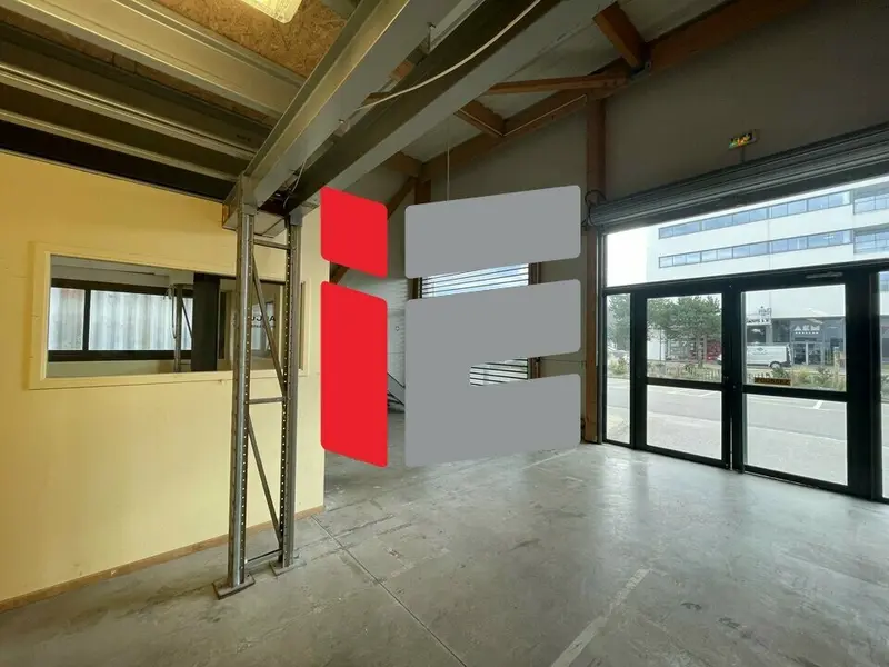 A louer Local commercial  300m² Lorient