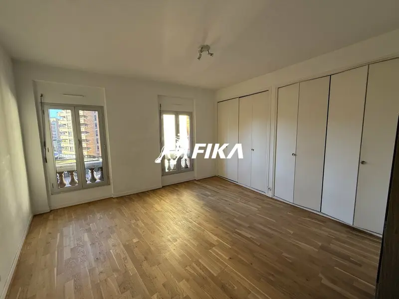 A LOUER BUREAUX 105m² - (31000) TOULOUSE