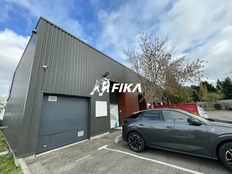 A LOUER LOCAL D'ACTIVITE 306 m² - (31200) TOULOUSE