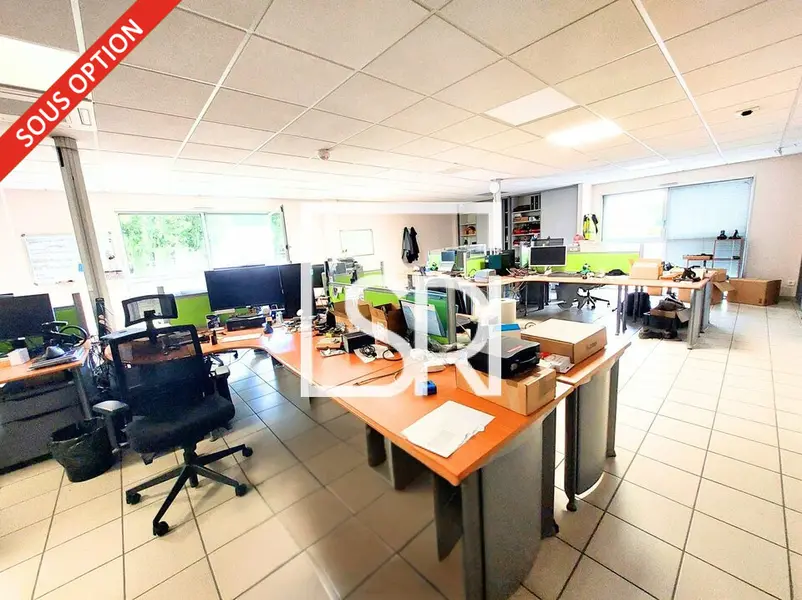 A vendre Bureaux 448.35m² Clermont-Ferrand
