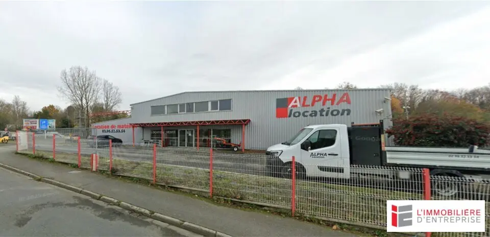 A vendre Locaux d'activité 1000m² Langueux