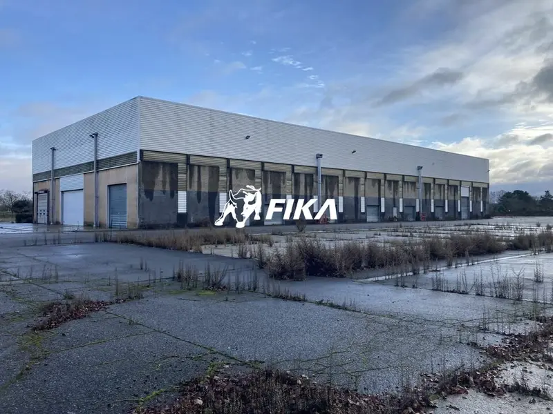 A VENDRE LOCAL D'ACTIVITÉ 3 196 m² (31100) TOULOUSE 