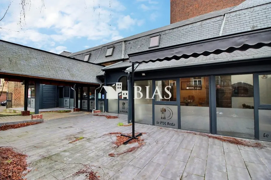 RESTAURANT - AVEC MATERIEL PRO