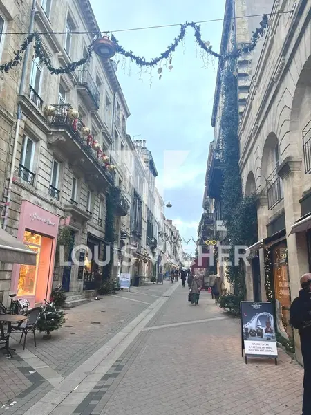 Local Commercial à vendre - Bordeaux (33000) - 76 m² - 0 €
