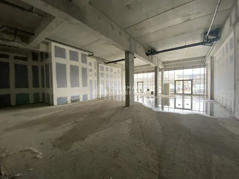 Local Commercial à louer - Mérignac (33700) - 292 m² - 4 136 €/mois