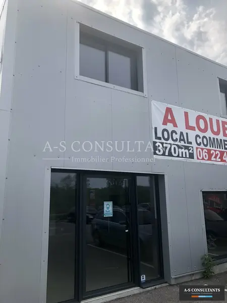 Local Commercial à louer - Belley (01300) - 370 m² - 1 950 €/mois