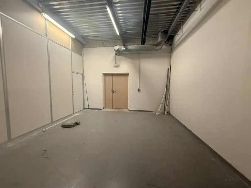Entrepôt / Activité à louer - Beauvais (60000) - 56 m² - 350 €/mois