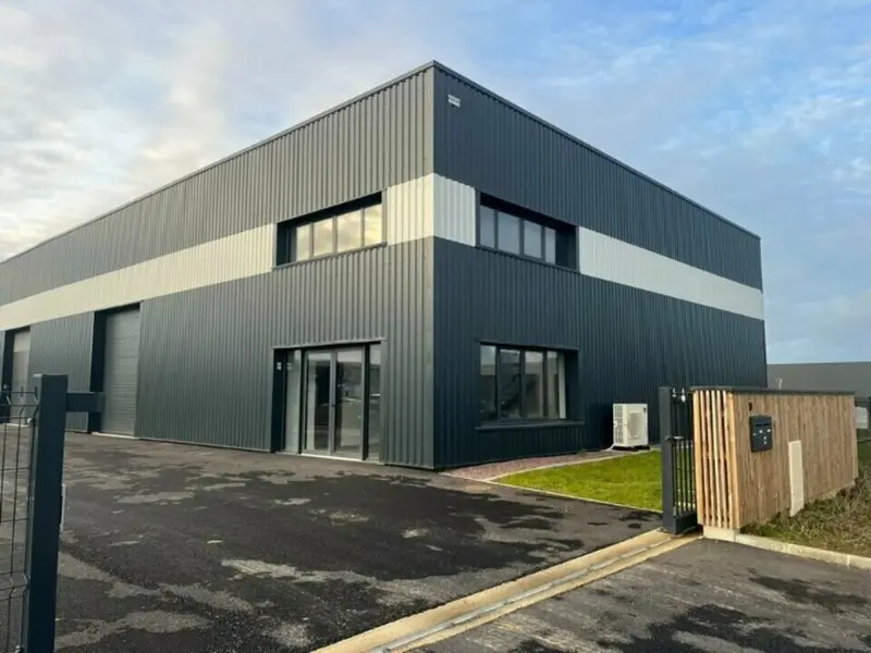 Entrepôt / Activité à vendre - Colombelles (14460) - 466 m²