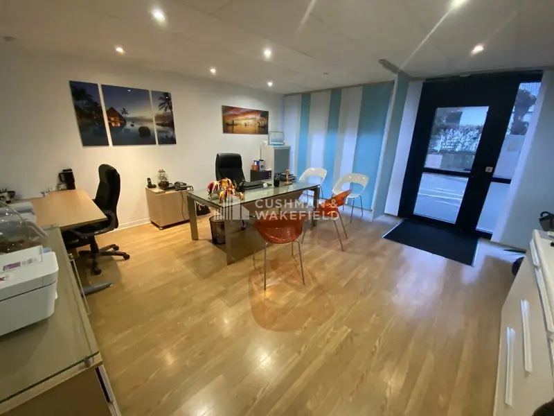 Local Commercial à louer - Mérignac (33700) - 75 m² - 1 950 €/mois