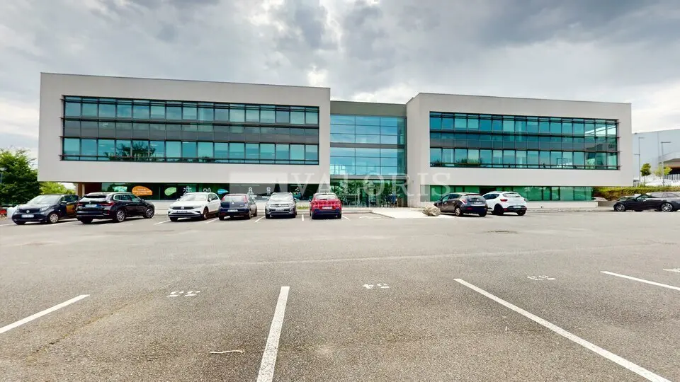 Bureau à vendre - Champagne-Au-Mont-D'Or (69410) - 225 m²