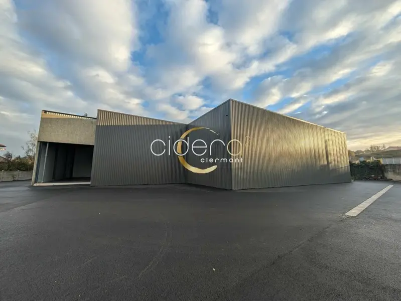 Entrepôt / Activité à louer - Creuzier-Le-Vieux (03300) - 935 m² - 7 012 €/mois