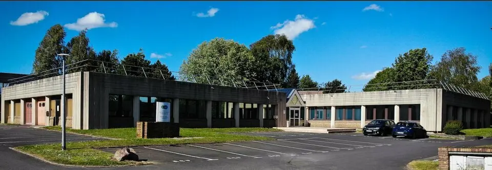 Bureau à louer - Caen (14000) - 1059 m² - 9 266 €/mois