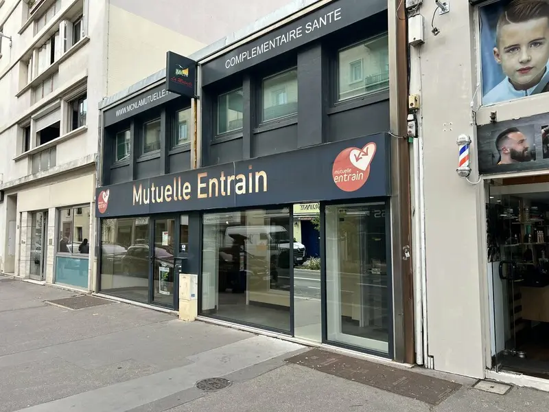 Entrepôt / Activité à louer - Caen (14000) - 250 m² - 3 000 €/mois