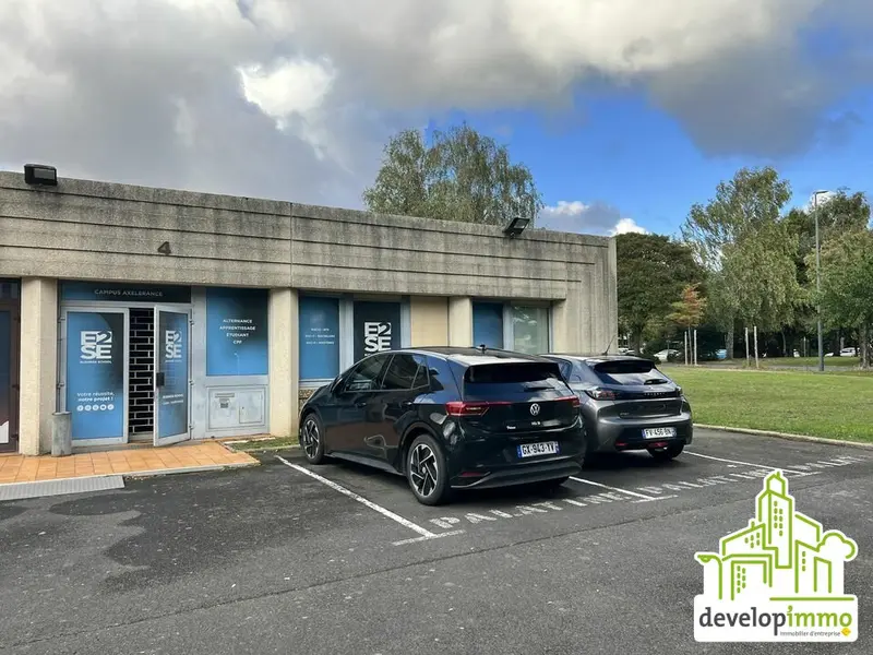 Bureau à louer - Caen (14000) - 149 m² - 1 300 €/mois