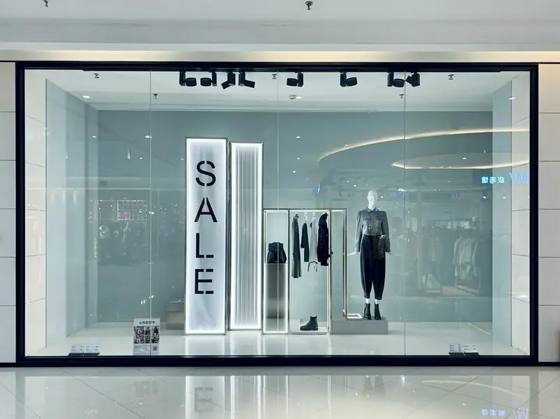 Local Commercial à louer - Saint-Médard-En-Jalles (33160) - 60 m² - 1 500 €/mois