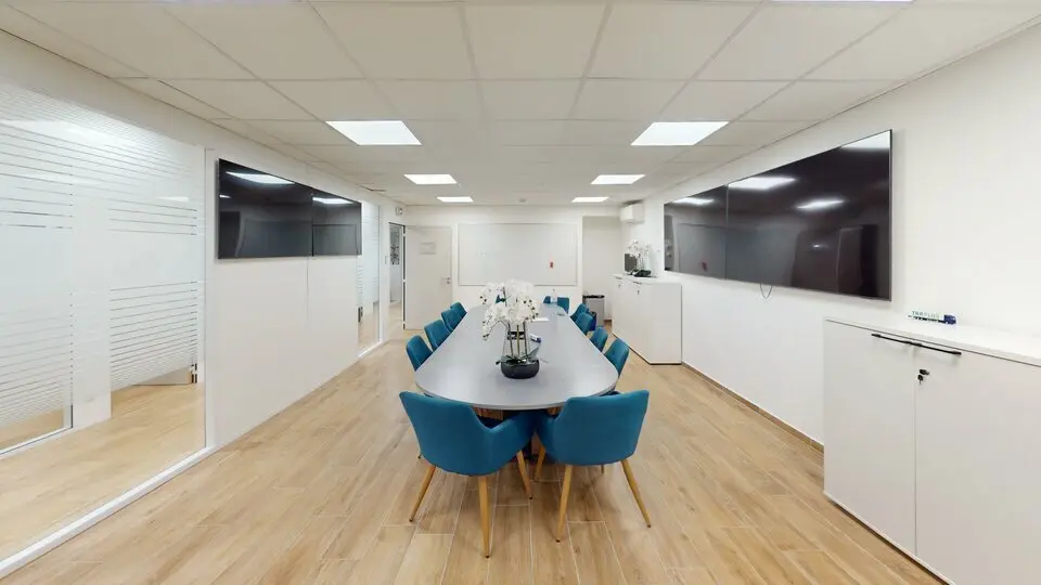 Bureau à louer - Nice (06200) - 237 m² - 3 456 €/mois