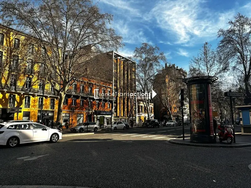 Local Commercial à vendre - Toulouse (31000) - 100 m² - 0 €
