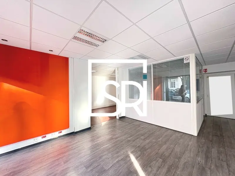 Local Commercial à louer - Clermont-Ferrand (63000) - 94 m² - 1 500 €/mois