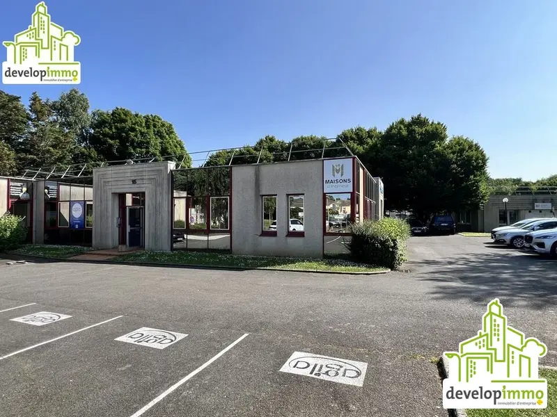 Bureau à louer - Caen (14000) - 161 m² - 1 375 €/mois