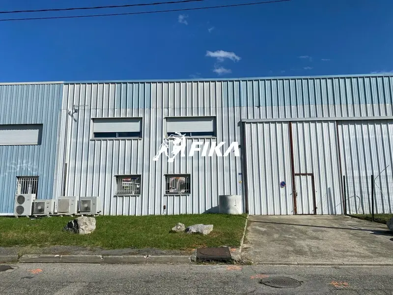 A LOUER LOCAL D'ACTIVITÉ 480 m² - (31140) SAINT ALBAN