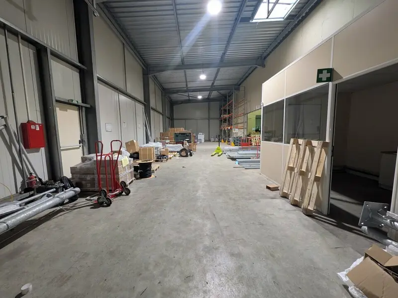 Entrepôt / Activité à louer - Le Grand-Quevilly (76120) - 200 m² - 1 500 €/mois