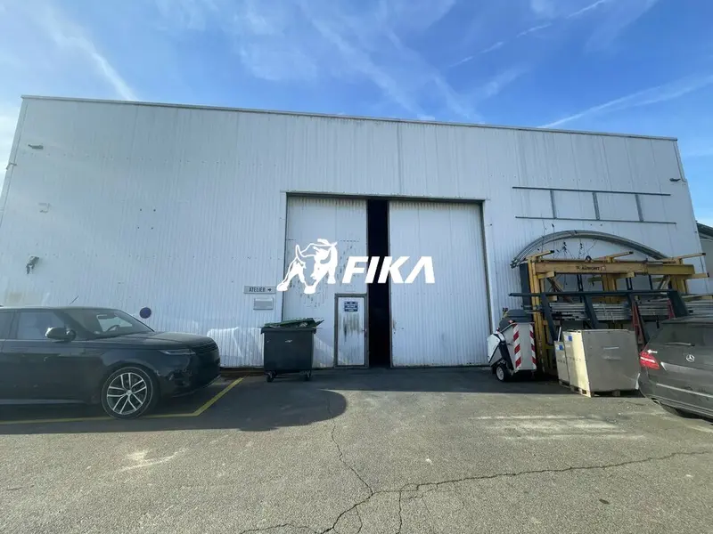 Entrepôt / Activité à louer - Toulouse (31100) - 725 m² - 6 389 €/mois