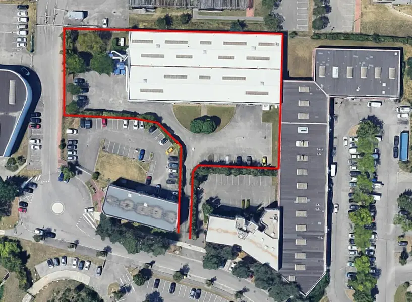 Local Commercial à louer - Bron (69500) - 1978 m² - 19 780 €/mois