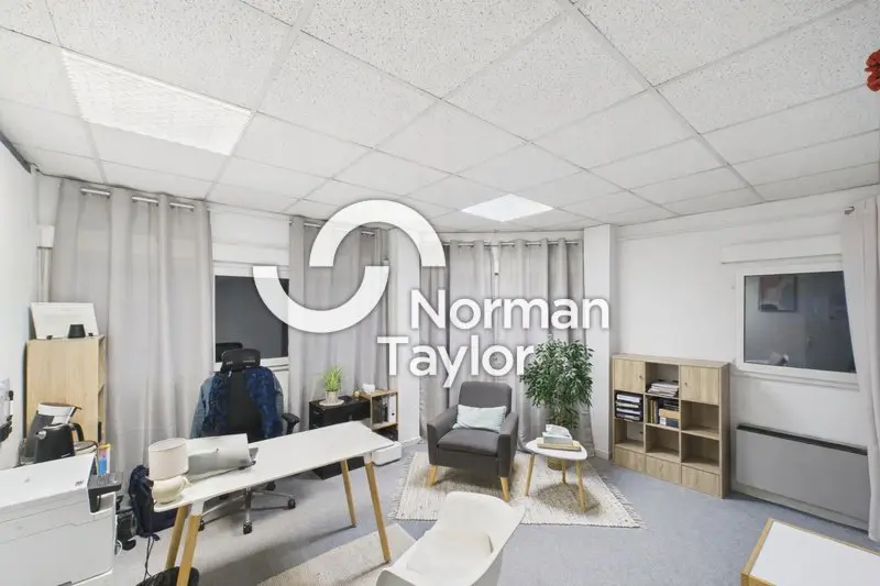 Bureau à vendre - Montpellier (34080) - 213 m²