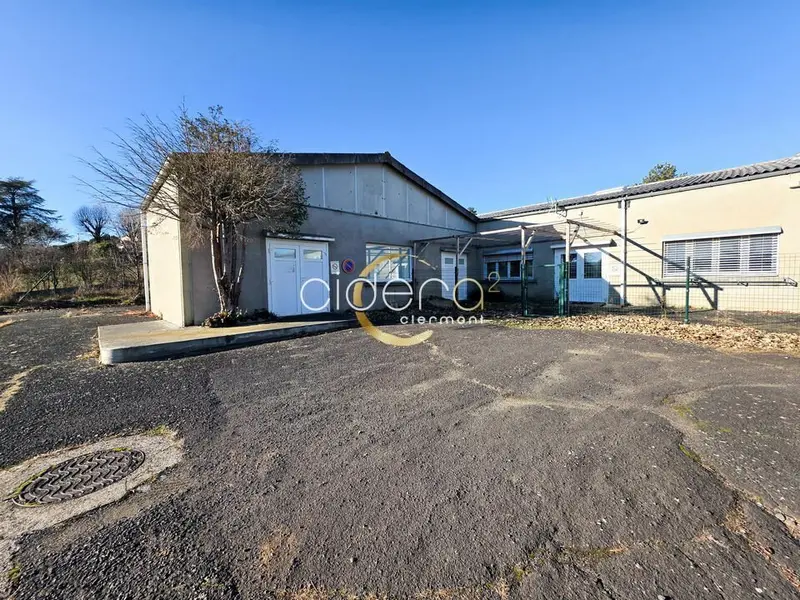Entrepôt / Activité à vendre - Issoire (63500) - 1240 m²